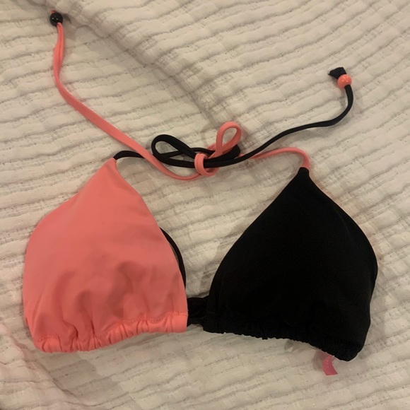 Victoria’s Secret bathing suit top size L - Picture 1 of 1